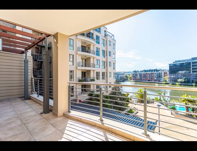 2 BEDROOM APARTMENT SOLD IN TYGER WATERFRONT